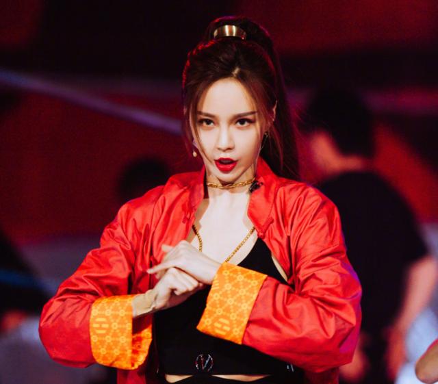 沈梦辰各方面都适合女团，又是芒果台的"亲闺女"，为何会淘汰？