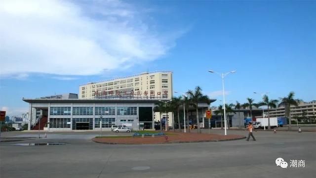 这位潮商是“珠澳跨境物流第一人”，特区发展的见证者也是推动者