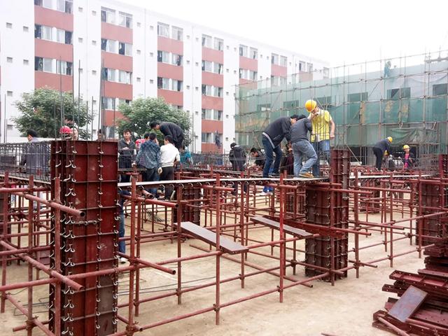 学生宿舍还有跃层双人间，眉山这所大学让隔壁学校羡慕哭了