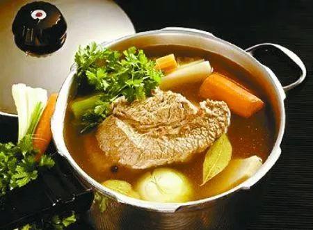 環(huán)境一般還要排隊(duì)？武漢這些“破店”橫行多年，竟然今天才曝光