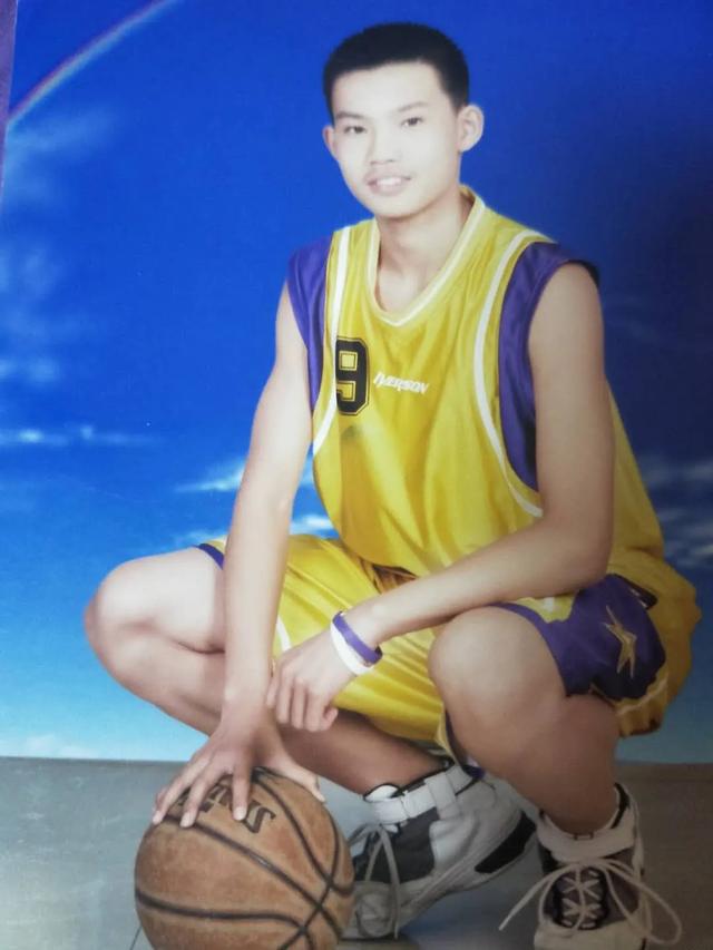 球员故事｜广西威壮篮球俱乐部三分王陈柯良