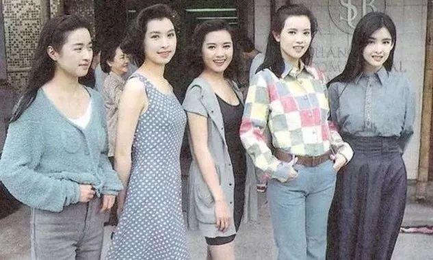 被大佬"逼"疯的蓝洁瑛，3年内2任男友自杀，死后墓地也被毁