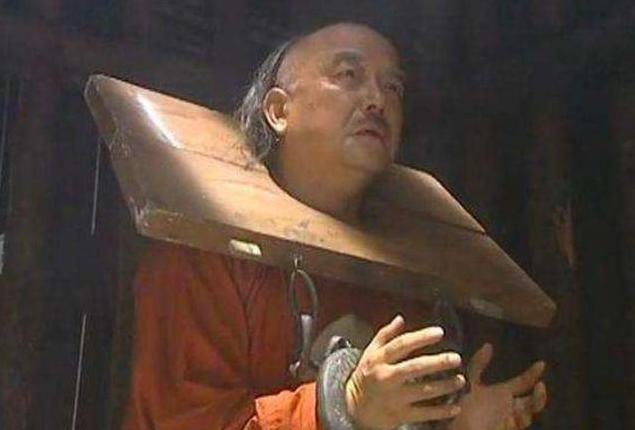 和珅被杀后，丰绅殷德怎样报复嘉庆的妹妹？没