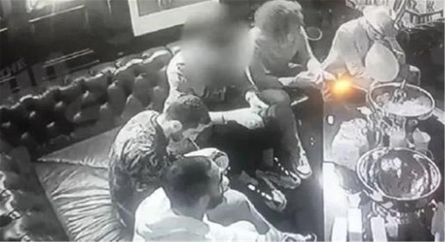 乖乖女留学美国为爱吸毒，怎么向孩子传递正确