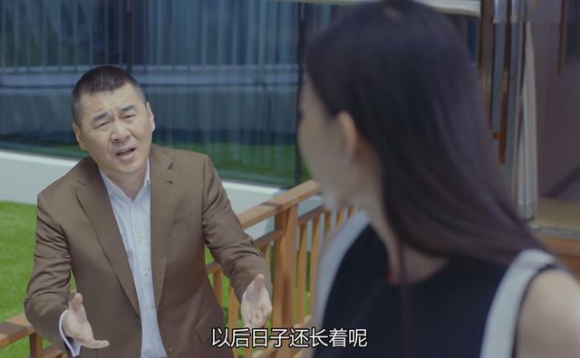 陈建斌演技被质疑，潘粤明戏份少，李一桐台词别扭，缺钱惹的祸