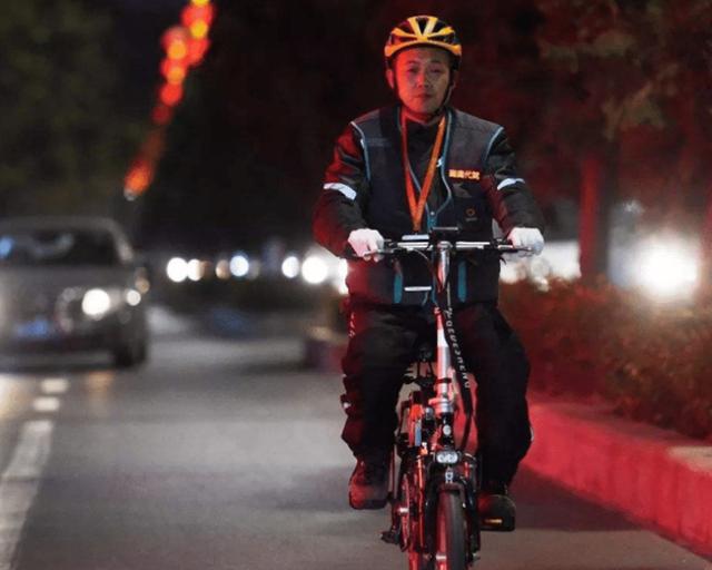 酒后找代驾却被交警罚，车主：不过是开下空调，怎么就成酒驾了？