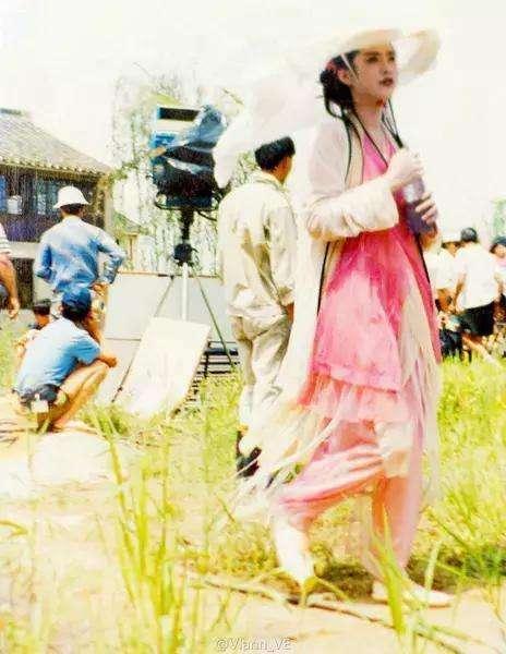 这些难得一见的片场照，保证有一大半你没见过