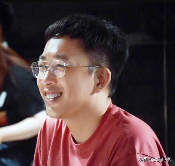 大部分|于正说大部分演员月收入几千块 于正薪酬内幕可信吗？