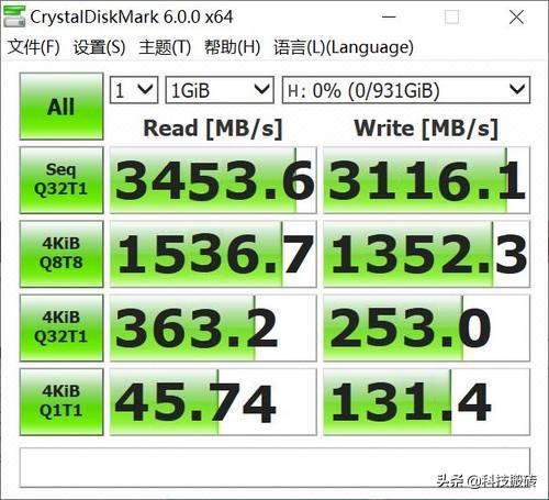 西部数据黑盘高端系列，SN750实战分3400MB/s，游戏性能直线狂飙