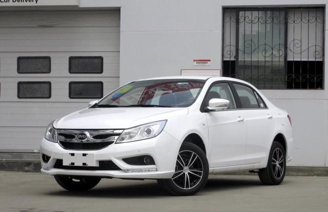 还买啥艾瑞泽5？老牌神车5万起，油耗6.5L加92油，