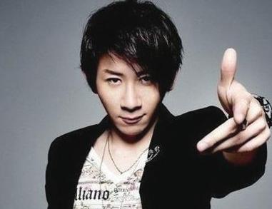 2013年，传王力宏在春晚后台，怒扇刘谦一巴掌，到底发生了什么事