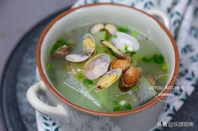 实惠小海鲜，每年夏天都买，蛤蜊的8种吃法，换着花样做更好吃