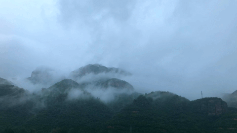又想去武安了！實拍雨中：云霧繚繞如入仙境