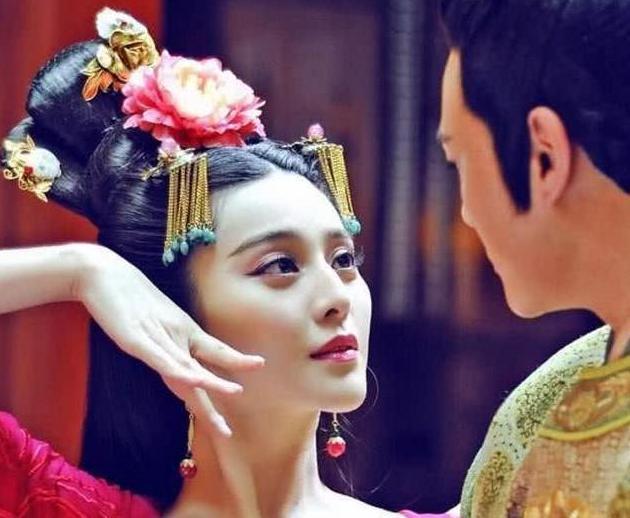 武則天為何退位一年就死了？專家：并非老死，原因史書不好意思寫