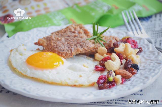 张文宏：早餐不喝粥，鱼汤里的鱼渣要吃掉，网友：别被带坏了节奏