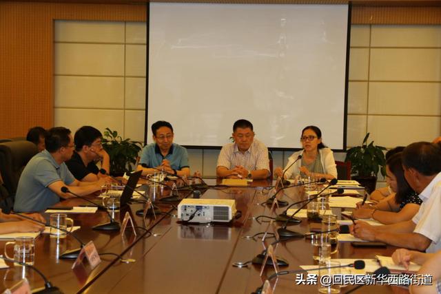 回民区“医药为民代表之家”召开关于推动医疗资源下沉、全面提升基层公共卫生服务能力座谈会