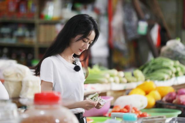 《中餐厅4》播出了哦，你知道了吗？赵丽颖好有责任心呀