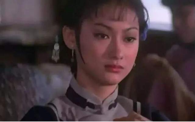 惠英红：22岁成影后，39岁自杀，大难不死再获金马金像双料影后