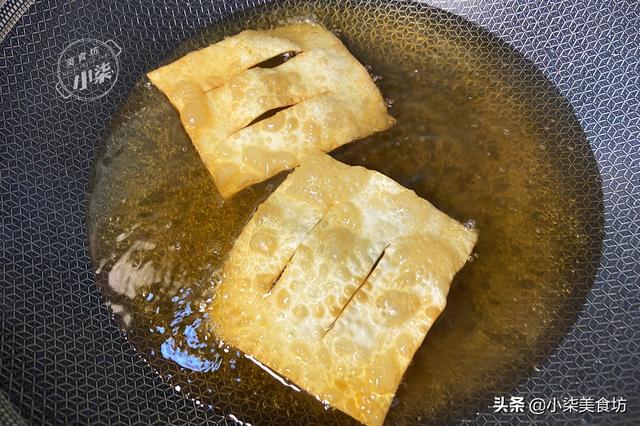 薄脆懒人做法，不和面不擀面，出锅酥脆掉渣，做饺子馅越吃越香