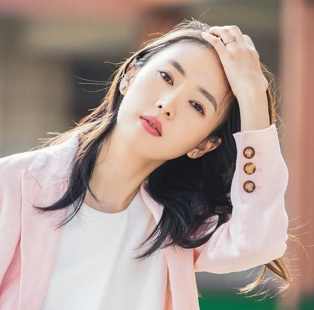 好丧心病狂！童瑶当年好惨啊，被张默打成这样