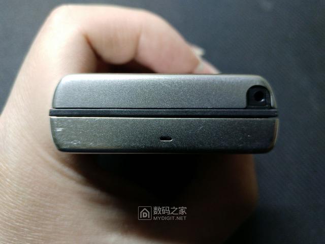 內置機械硬盤！諾基亞曾經的黑科技手機N91詳細拆解+硬件簡單分析
