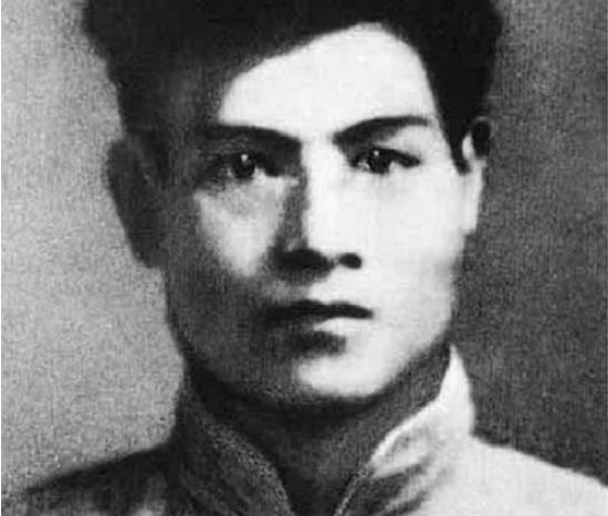 红军时期张国焘本来要杀掉徐向前，因为这一件