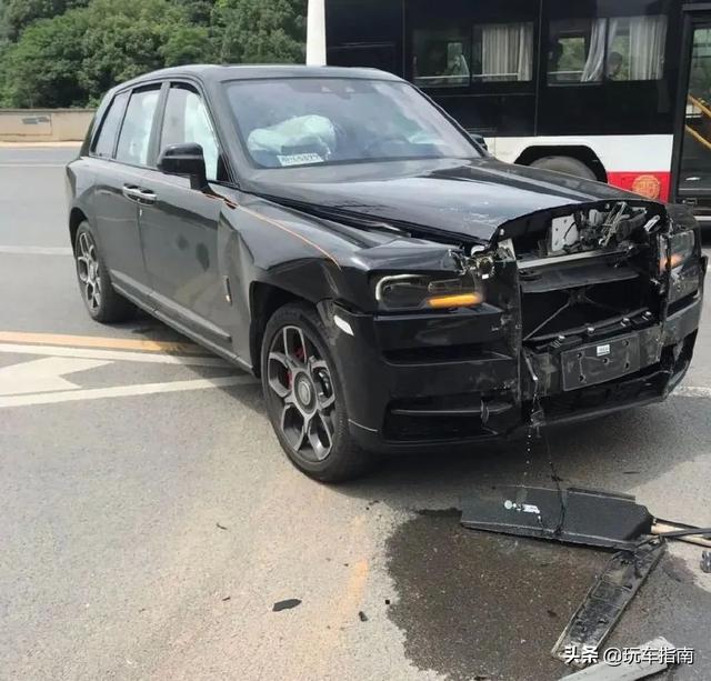 『相撞』劳斯莱斯与长安相撞损失上百万 莫要道德绑架认清违法现实