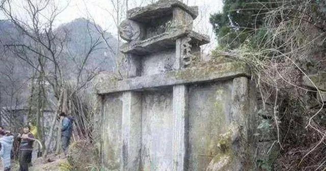 浙江小山村有一无名古墓，村民守护千年，专家想尽快发掘