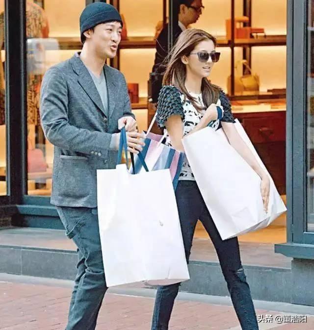 “富豪狙击手”甩30亿富豪再傍百亿富豪《战毒》