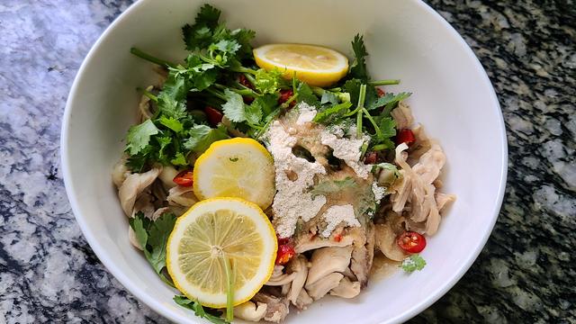 柠檬鸡，好吃又开胃的一道美食，做法简单香味浓，天热吃正好