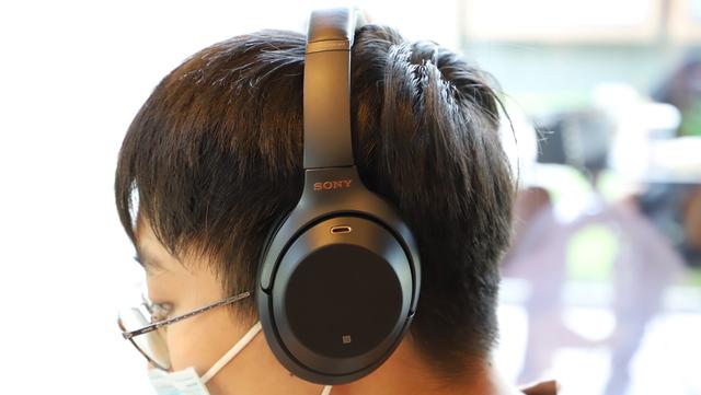 索尼WH-1000XM3测评：超强主动降噪，为耳朵打造独享moment