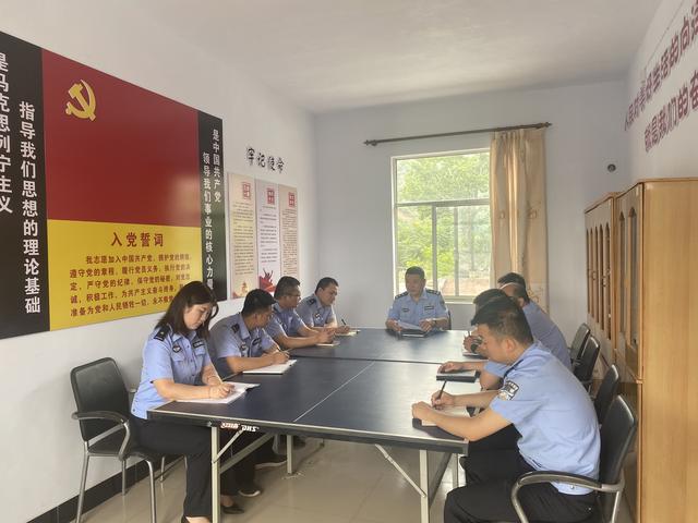 警徽心向党 忠诚铸警魂——桑树坪派出所党支部积极开展建党99周年纪念活动