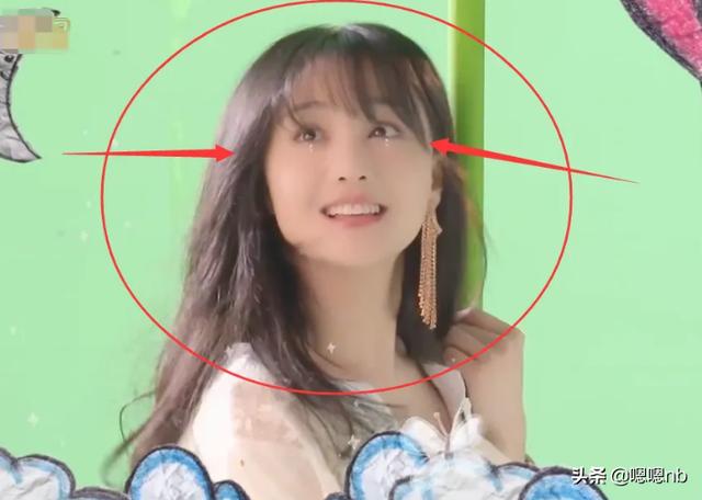 谭松韵无实物表演，郑爽无实物表演，看清服装