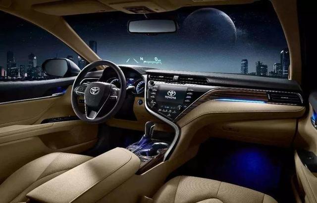 都是2.5L自然吸气发动机，丰田凯美瑞和马自达阿