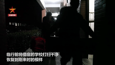 “八一”建军节，向人民英雄致敬