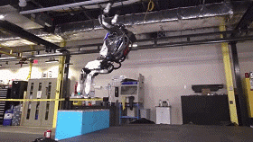 波士顿动力“机器狗”更新至2.0版，样子不酷了