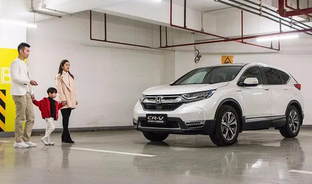紧凑型SUV新车频出如走马灯，为何CR-V能勇立潮头当神车？