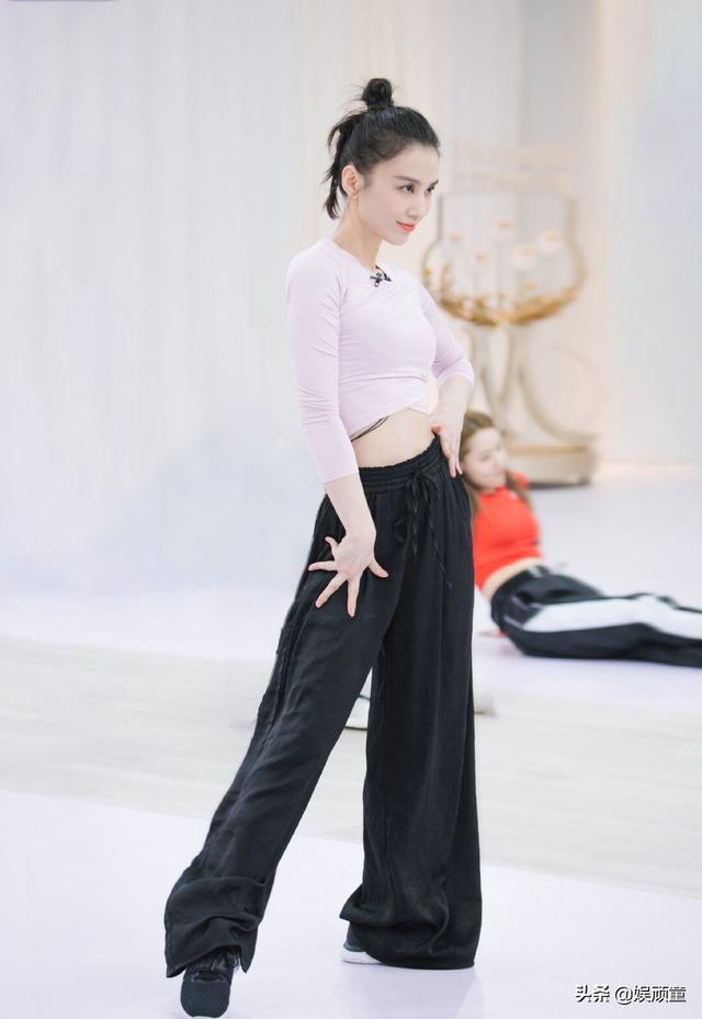 黄圣依为何不能组团？节目中一句话，暴露她参