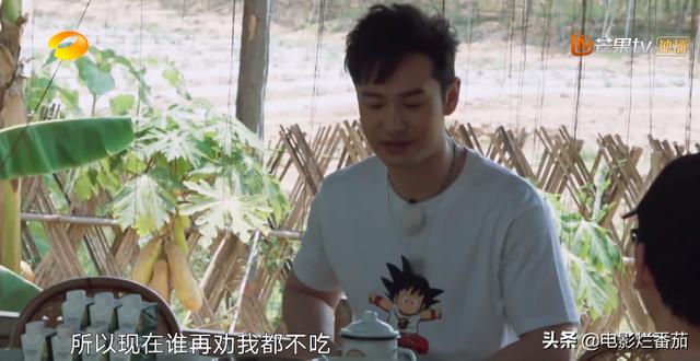 被吐槽“油腻”的黄晓明，这次亲身示范了“油