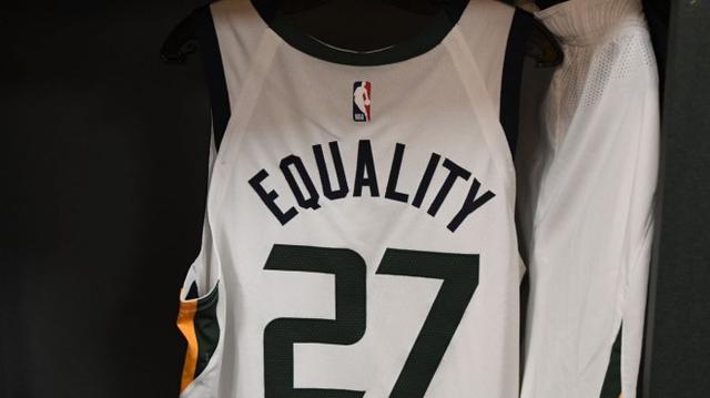 【影片】時隔141天NBA回歸！Gobert投中復賽首個進球，第一時間沖上熱搜榜！-黑特籃球-NBA新聞影音圖片分享社區