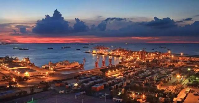 我是燃油车车主，这次开着电动车穿越了半个中国