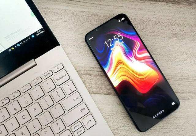 没有高刷屏还叫5G手机，这款144Hz+屏下指纹仅2399，太惊喜