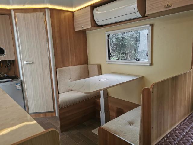 不到十萬實現(xiàn)你的房車夢——匯斯誠旅居拖掛房車