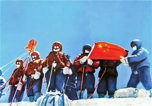 珠穆朗玛峰高度8844米，这是极限吗？珠峰曾高达