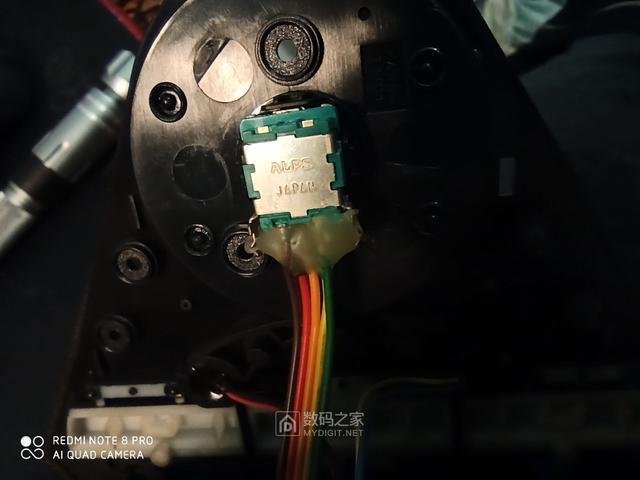 曾经的旗舰，创新SoundBlaster X7外置独立声卡详细微观拆解！