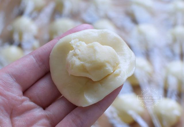 自制绿豆酥太成功了，层层起酥，咬一口掉一地，做法原来这么简单