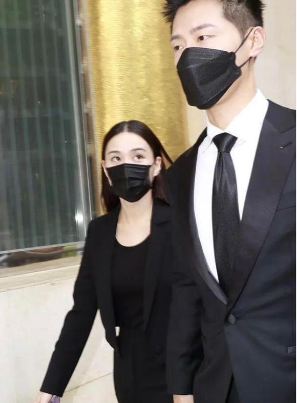 与吴克群相恋4年的何超莲，错过了霍启山，为何