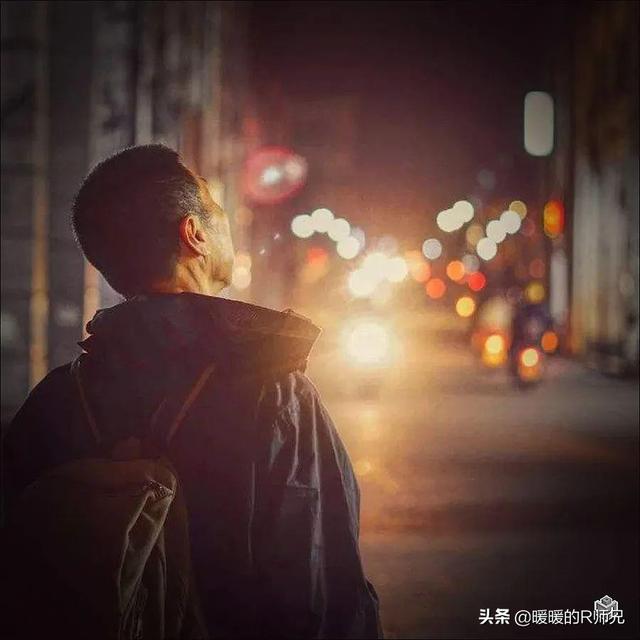 那些带饭的中年人