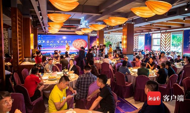 水晶宫月饼|现场展示手工制饼 海南水晶宫举办2020年月饼上市品鉴会