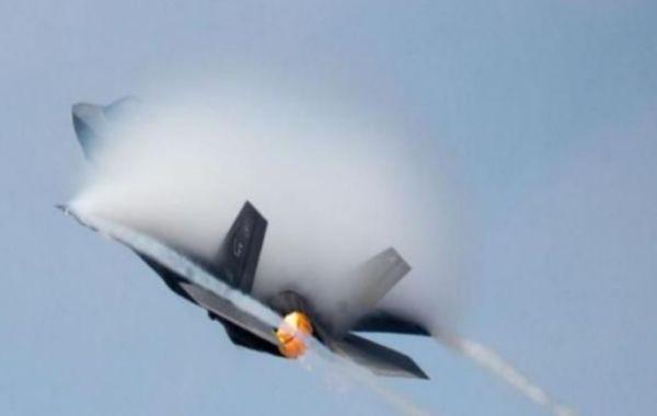 发动机哪去了？日本“玩坏”的F35残骸找到，捞上来后美国着急了